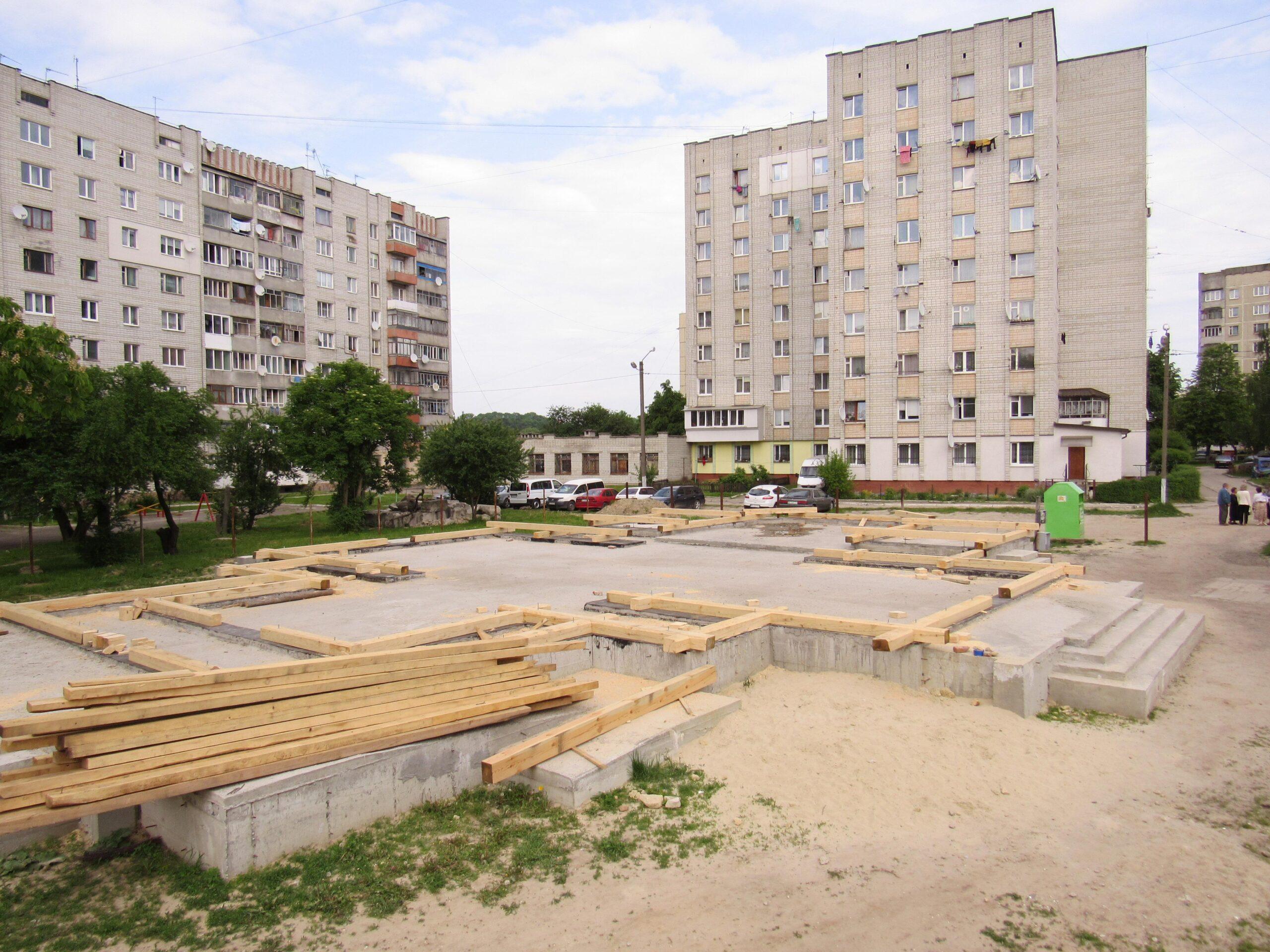 Перші начерки: підвалини