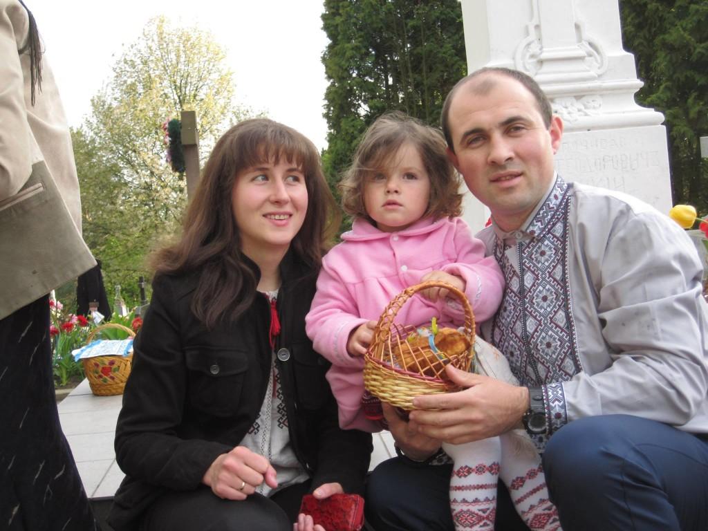 Сьогодні День народження сотрудника нашої парафії о. Володимира Підгірного
