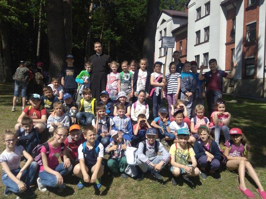 Проща дітей катехитичних шкіл Львівської Архиєпархії,17